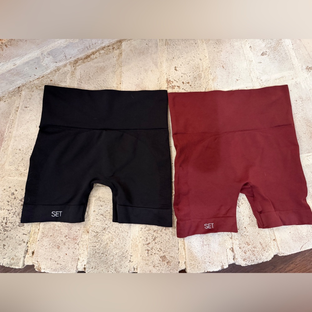 SET Active BUNDLE Women's Black and Maroon Bike Shorts - Picture 3 of 6